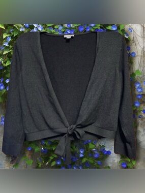 Ann Taylor Women's Black Tie-Front Sweater Like New